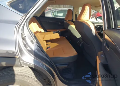 2021 Lexus Nx 300 z USA, uszkodzony, nr VIN JTJDARBZ2M2197968